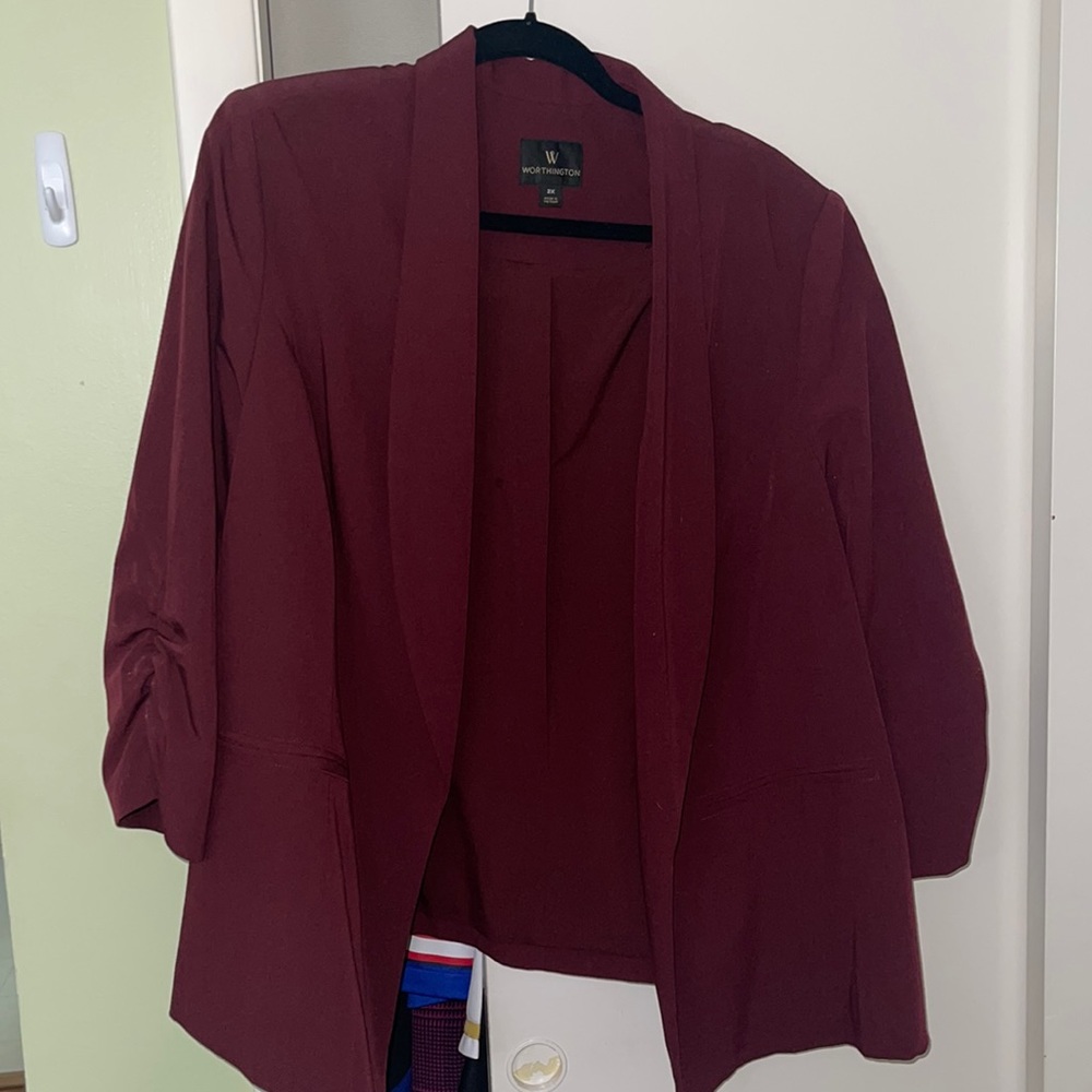 Worthington Maroon Blazer with 3/4 Sleeves